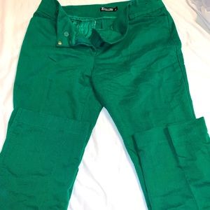 Evergreen trousers